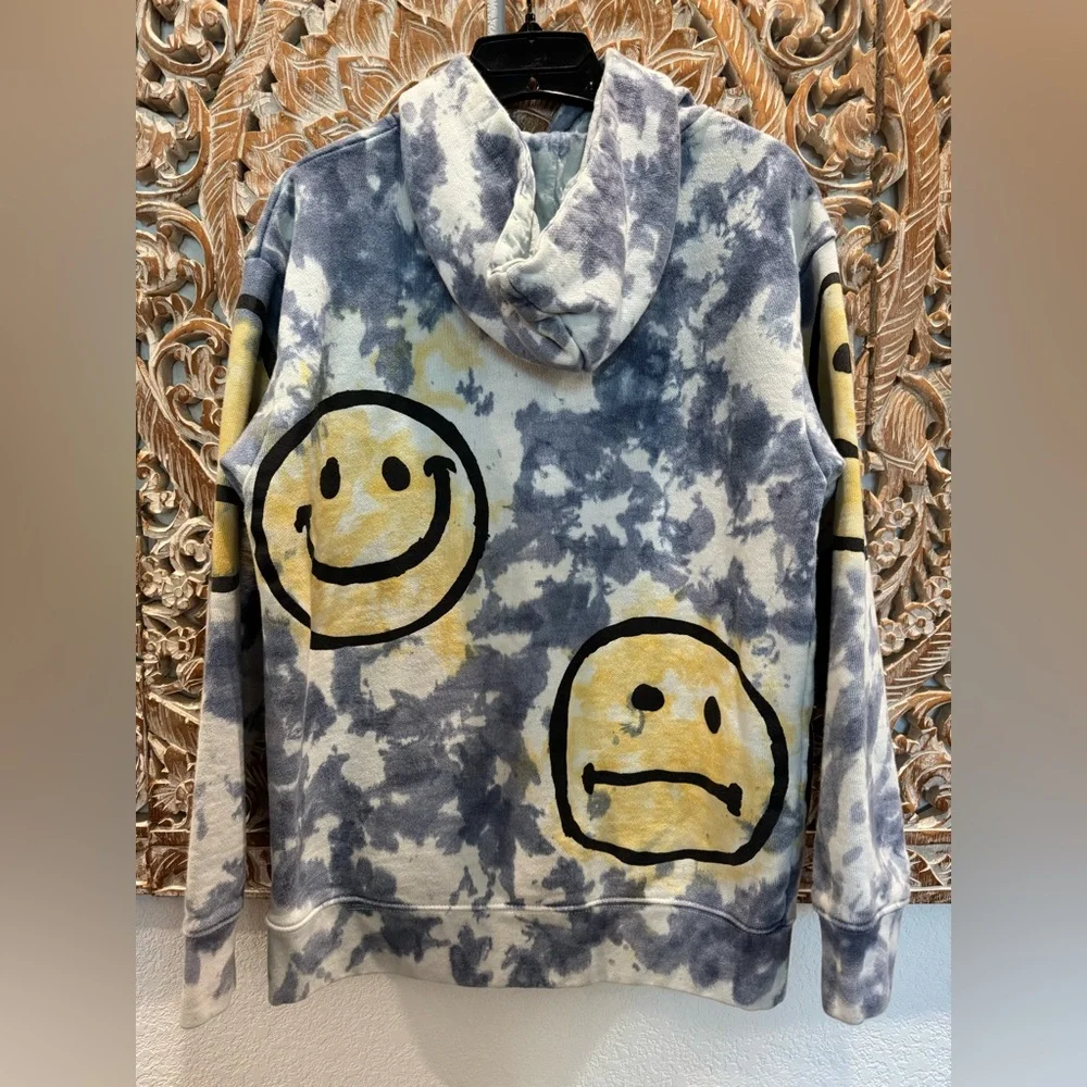 MARKET Smiley Sun Dye Blue white yellow Hoodie- size M - Picture 3 of 13